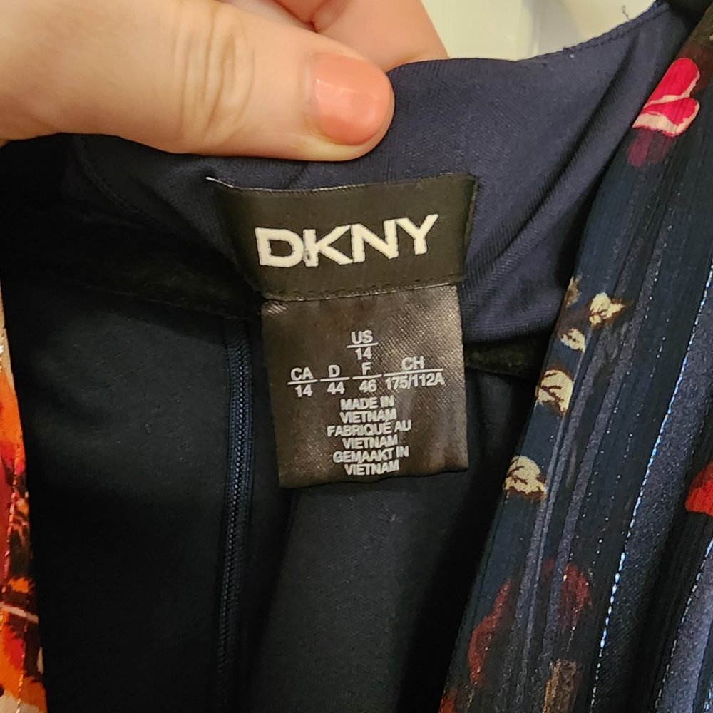DKNY Floral Faux Wrap Dress - Picture 7 of 7